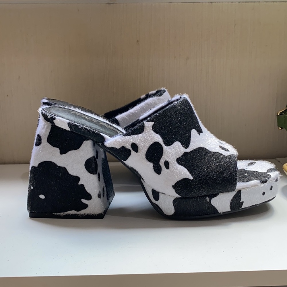 SOLD ON DEPOP - Picture 3 of 3